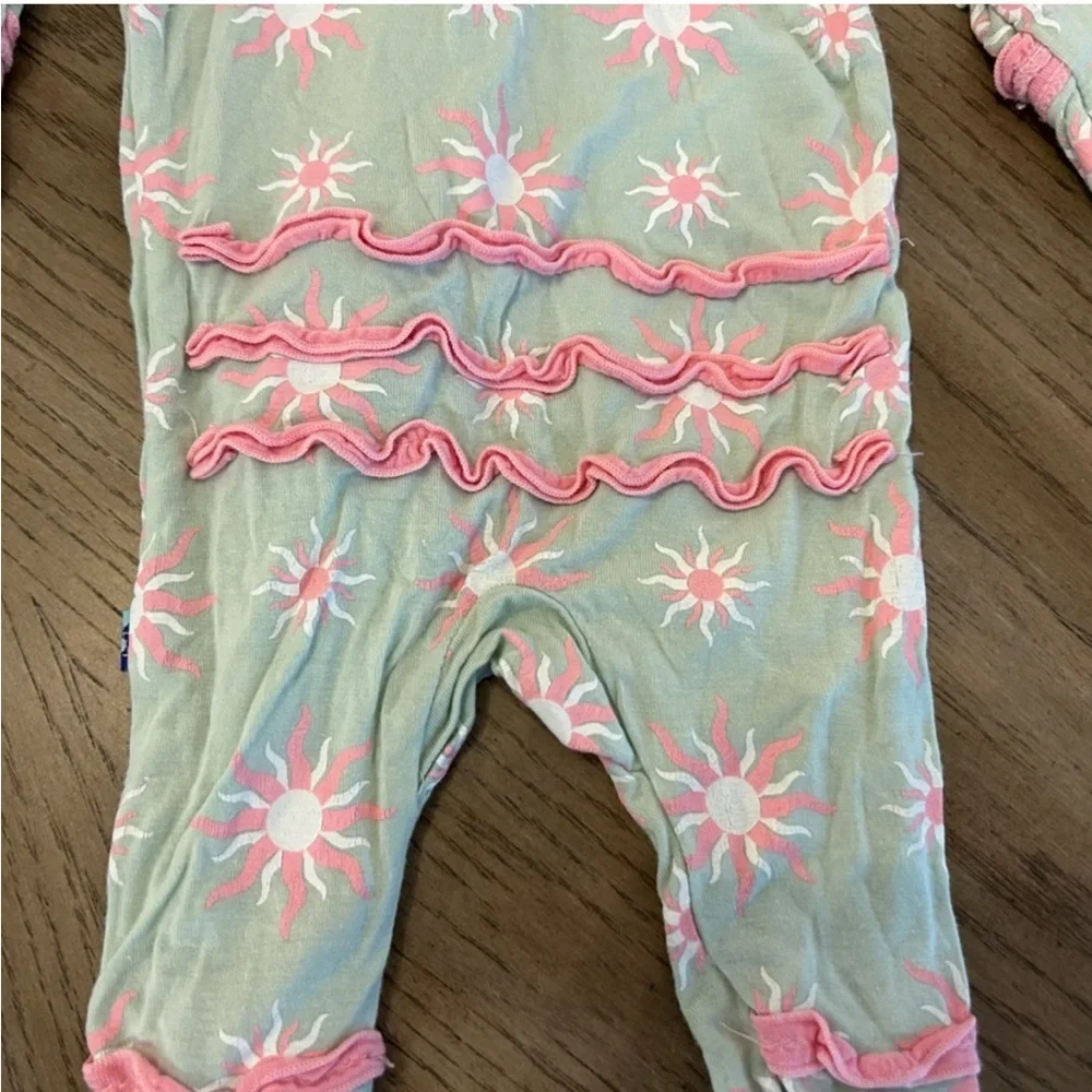 KicKee pants newborn pajamas. Pink and light green. Size 0-3 mo